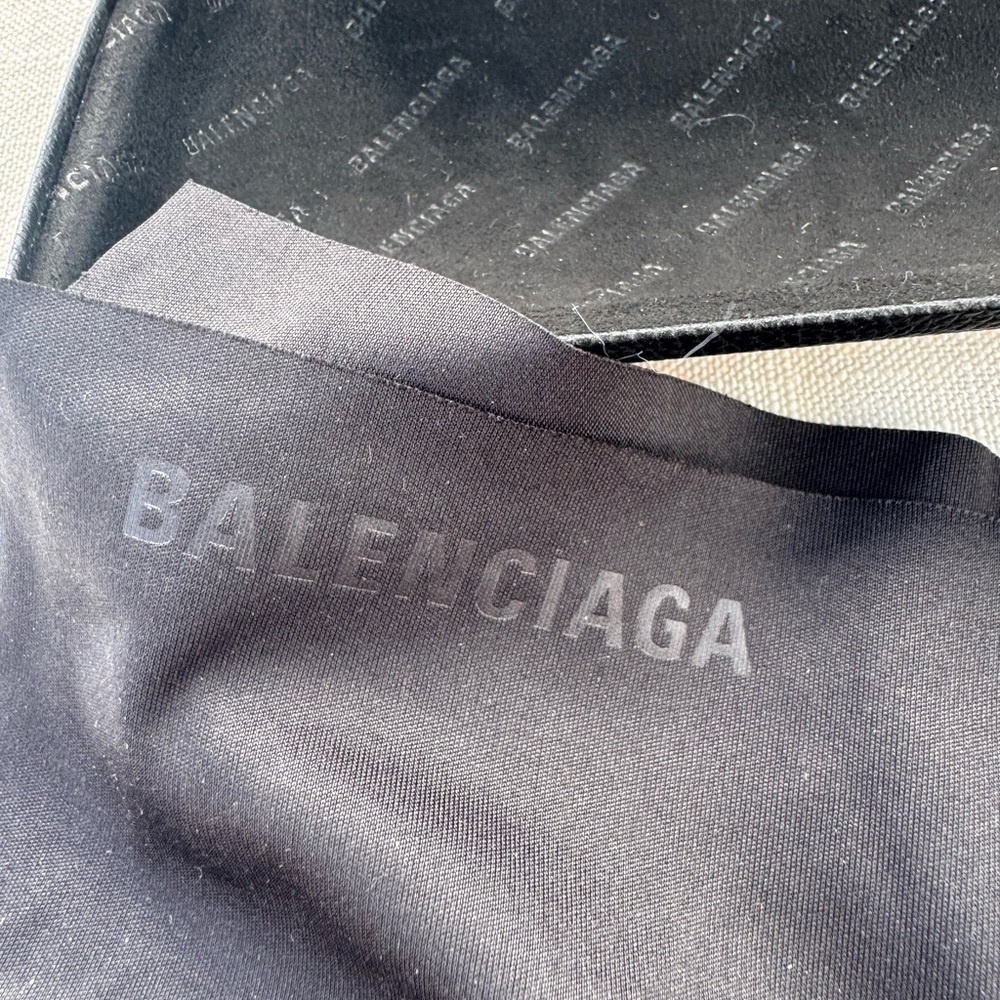 Balenciaga Wayfarer Sunglasses - Picture 12 of 15